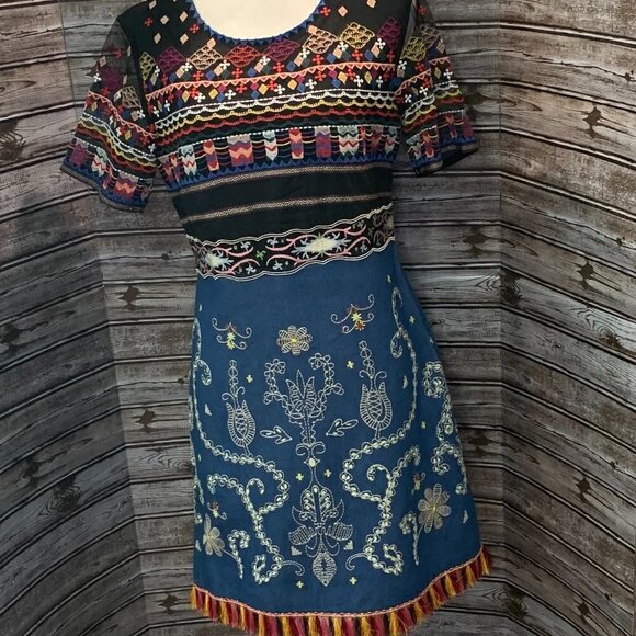 V CHRISTINA Boho Embroidered Denim Dress - Picture 4 of 8